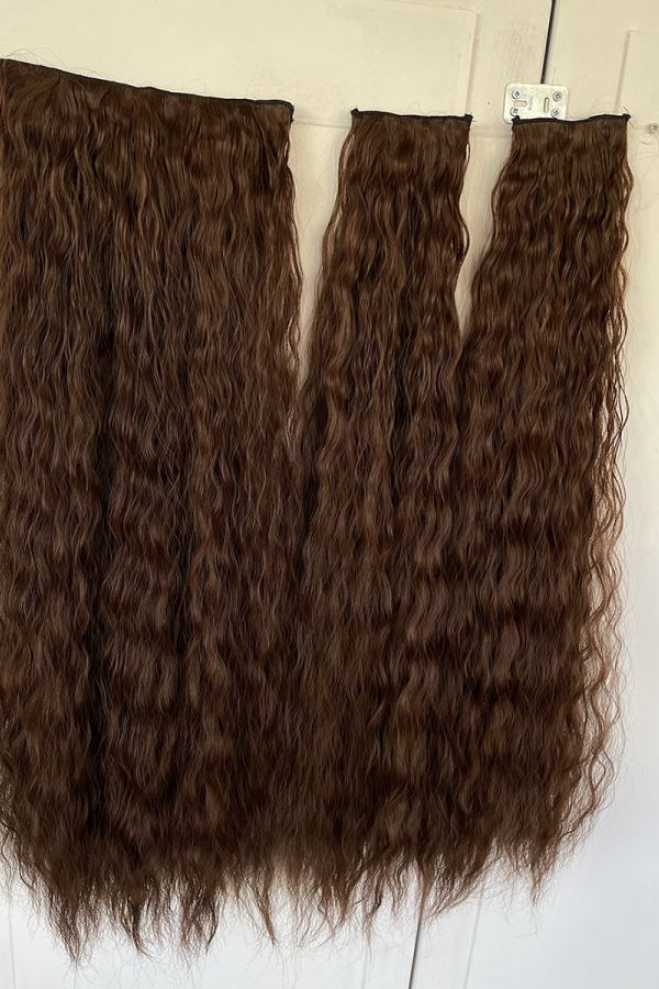 Kestane Afro Dalgalı Uzun Yarım Ay Saç –  3 Parça Çıt Çıt 80cm. 270 gr. VIP SERI Kestane Afro Dalgalı Uzun Yarım Ay Saç –  3 Parça Çıt Çıt 80cm. 270 gr. VIP SERI