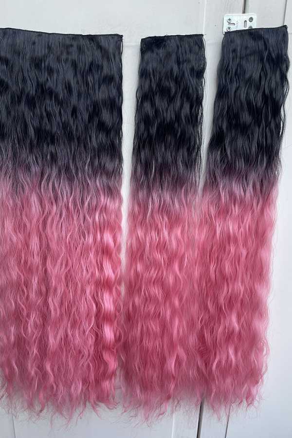 YENİ Siyah Pembe AFRO Dalgalı Uzun Yarım Ay Saç – 3 Parça Çıt Çıt 80cm. 270 gr. VIP SERI YENİ Siyah Pembe AFRO Dalgalı Uzun Yarım Ay Saç – 3 Parça Çıt Çıt 80cm. 270 gr. VIP SERI