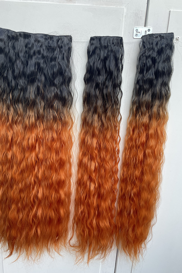 Siyah Bakır Ombreli Afro Dalgalı Uzun Yarım Ay Saç –  3 Parça Çıt Çıt 80cm. 270 gr. VIP SERI Siyah Bakır Ombreli Afro Dalgalı Uzun Yarım Ay Saç –  3 Parça Çıt Çıt 80cm. 270 gr. VIP SERI