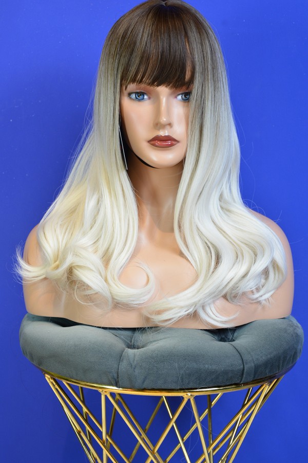 Kumral Platin Ombreli Dalgalı Perçemli Fiber Sentetik Kısa Peruk