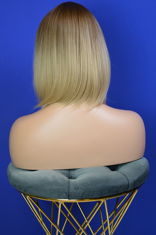 Koyu Kahve Karamel Ombreli Kısa Küt Perçemsiz Peruk