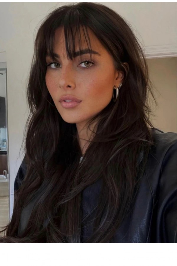 Kumral Kahküllü Düz Uzun Fiber Sentetik Peruk Kumral Kahküllü Düz Uzun Fiber Sentetik Peruk